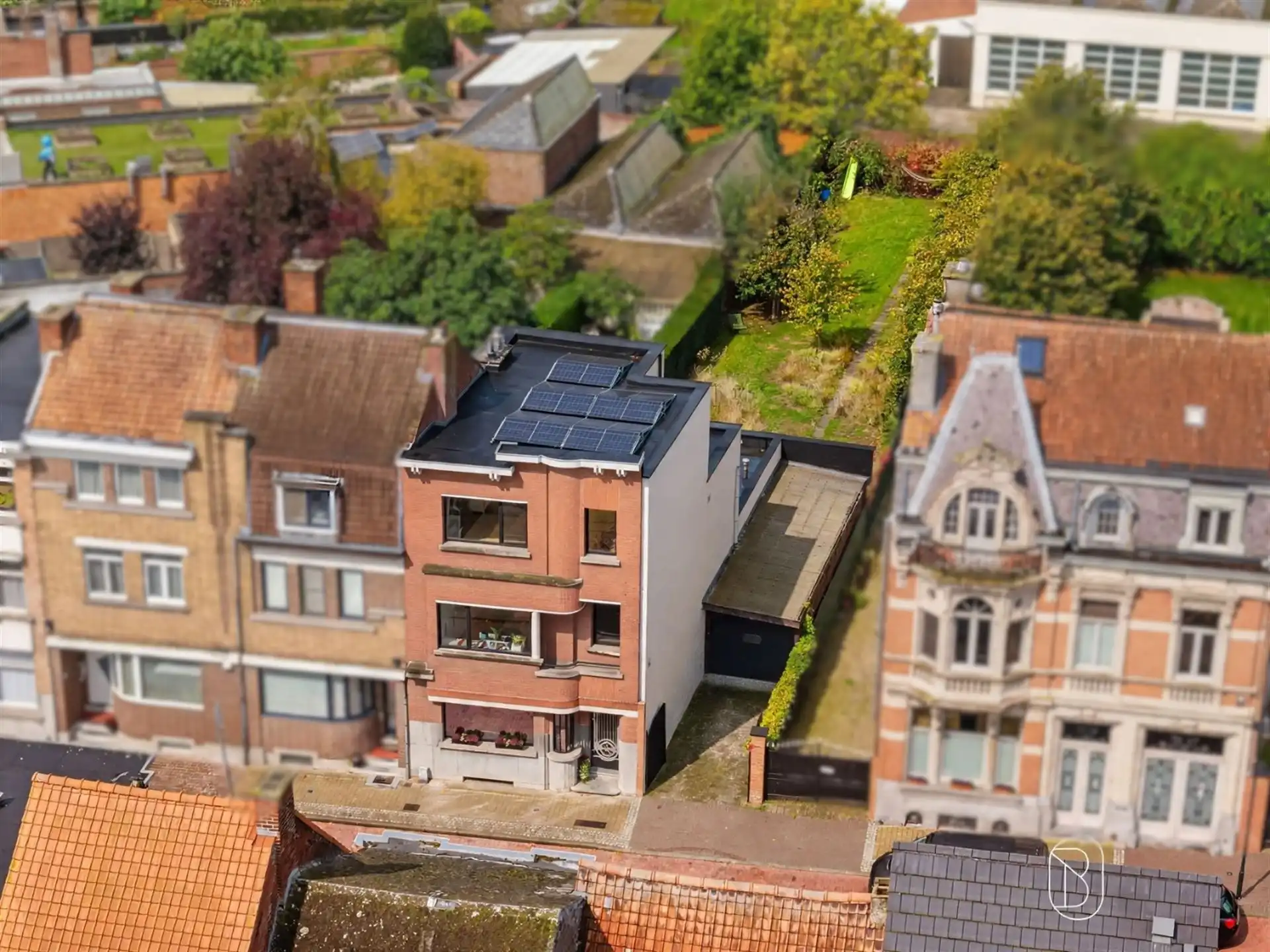 Gerenoveerde art-decowoning met 4 slpk,garage & ruime tuin  foto 5