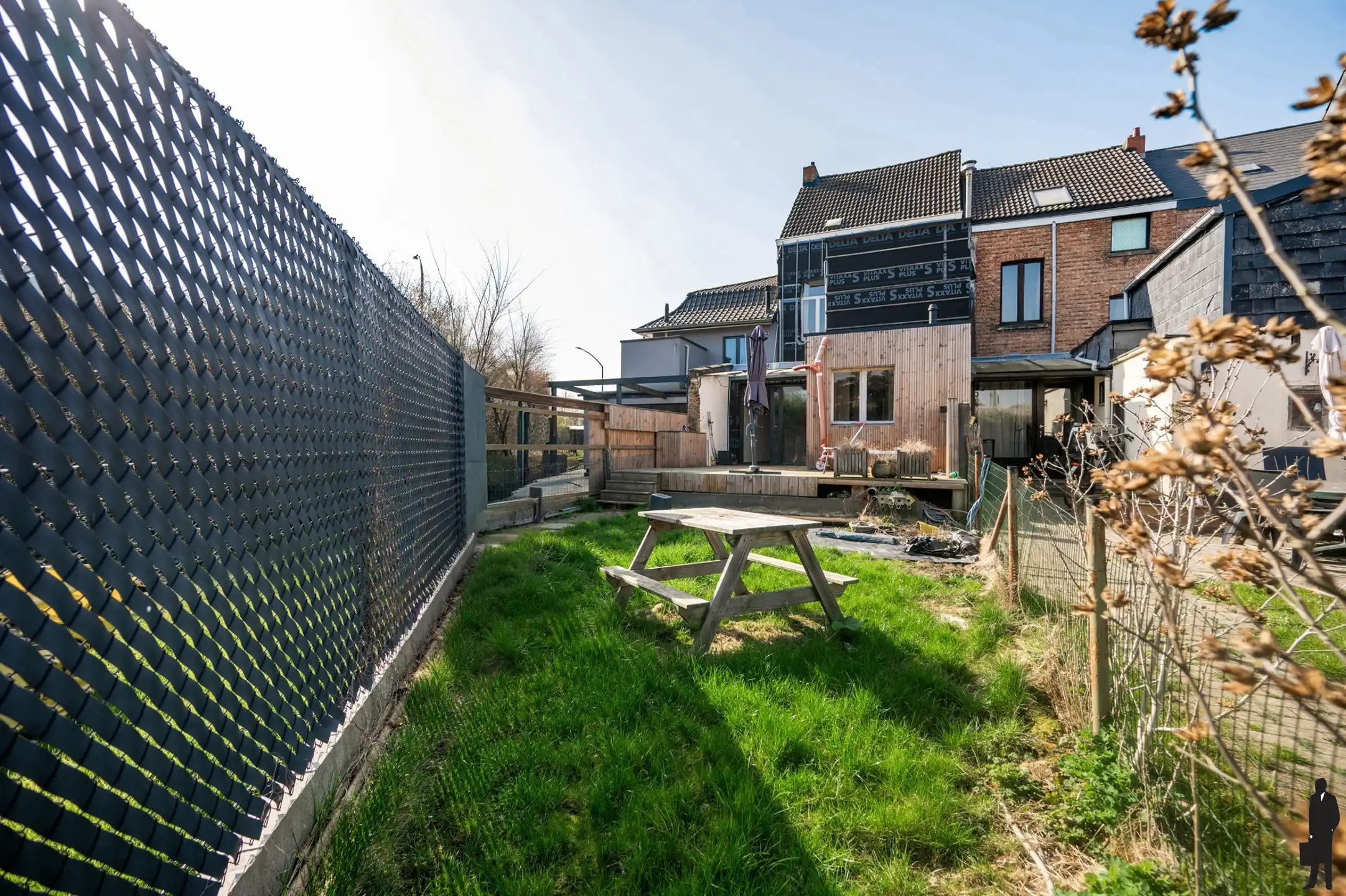 Af te werken burgerwoning met mogelijks 3 tot 4 slaapkamers foto 9