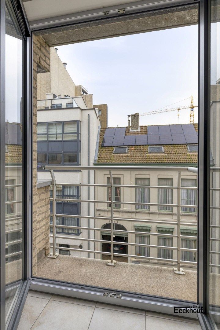 Modern lichtrijk appartement in het hartje van Oostende! foto 4