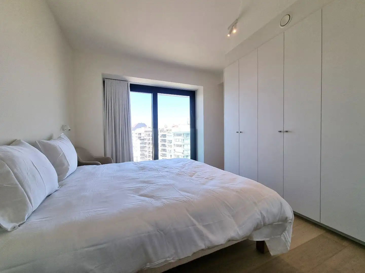 Uniek aanbod: duplexappartement in de prestigieuze Heldentoren foto 10