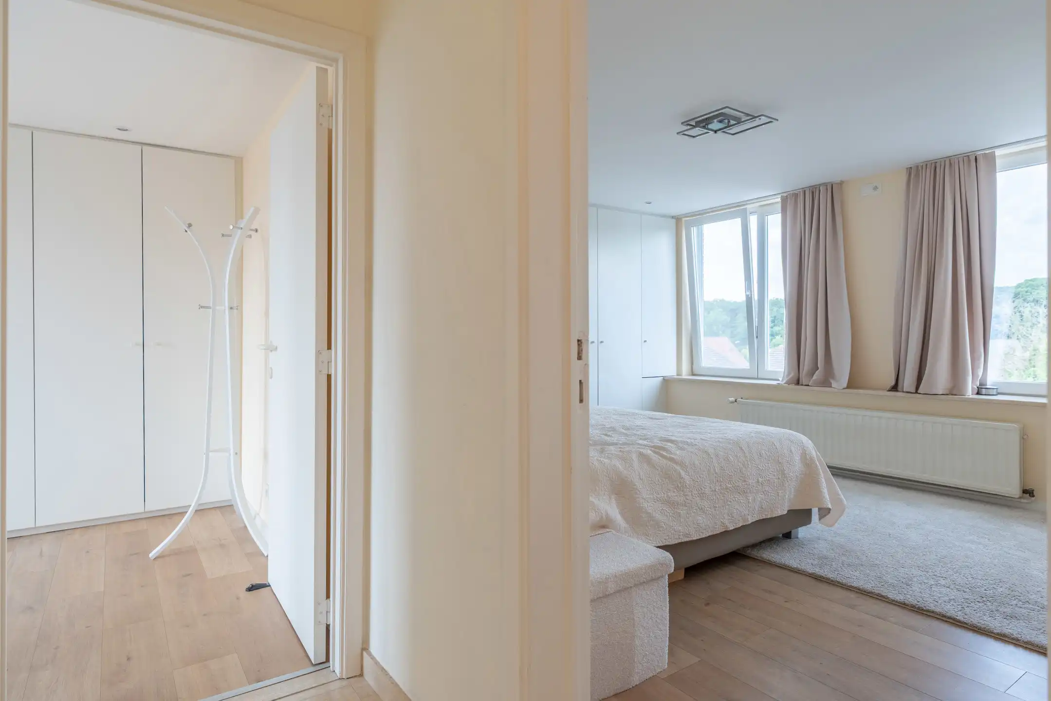 Volledig vernieuwde  woning/kantoor/handelspand met 5 slpks foto 16