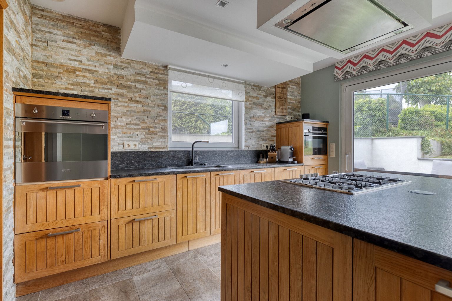 immoDAVID stelt voor: een moderne, instapklare 3-gevelwoning foto 9