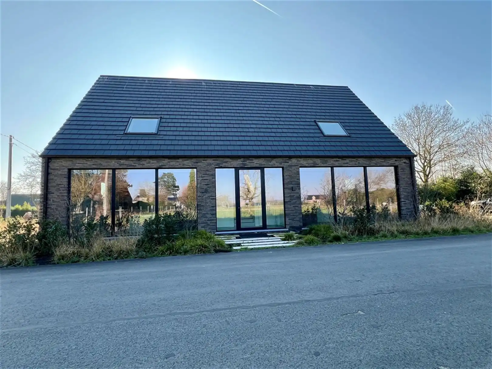 Hoogwaardig afgewerkt kantoorgebouw in Nazareth foto 2