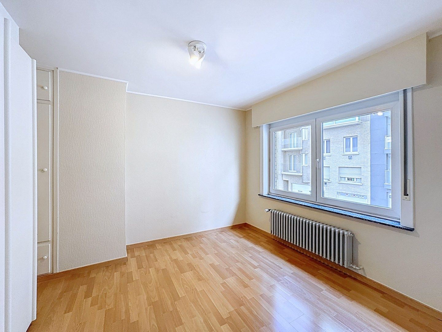 Ruime woning met 3 slaapkamers en garage foto 13