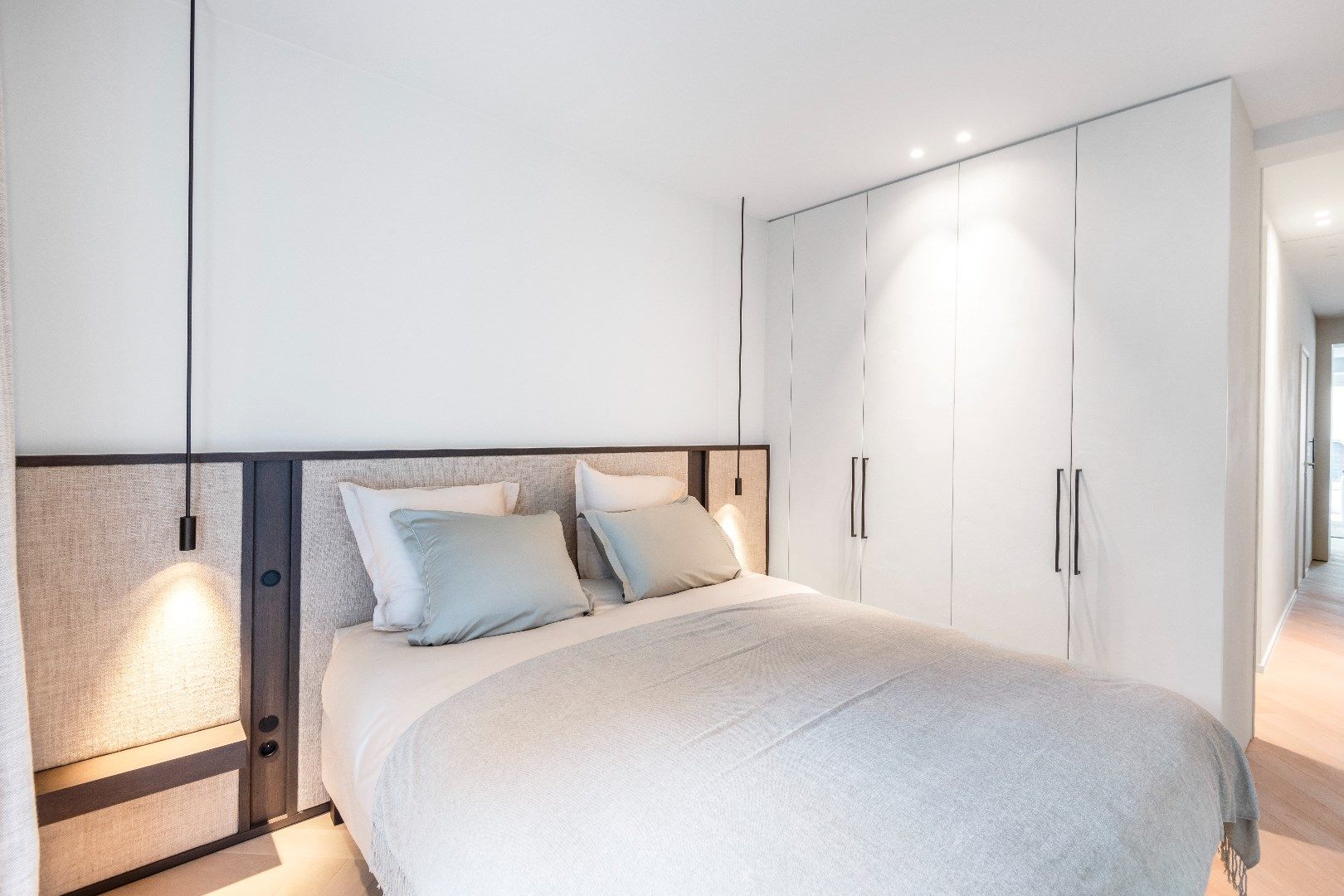 Hoogstaand afgewerkt appartement  met open zicht gelegen vlakbij de Dumortierlaan en op een steenworp van de Zeedijk.   foto 13