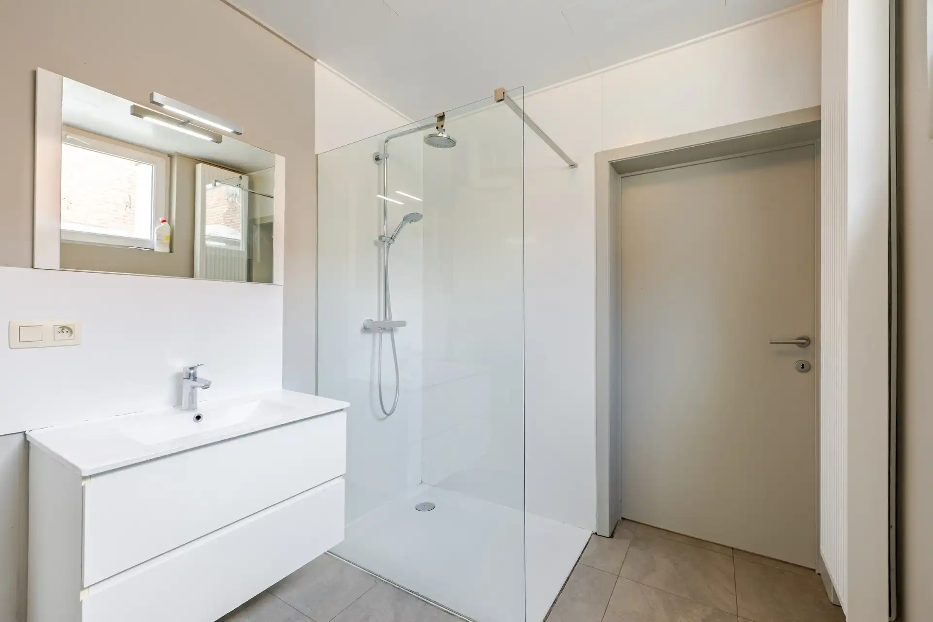 Gezinswoning met 3 tot 4 mogelijke slaapkamers foto 17