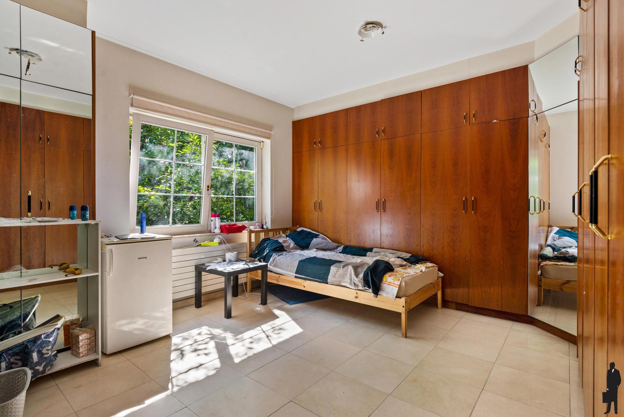 Statige villa, gelegen in 't Vriesdonk op een terrein van 1.405m² foto 10