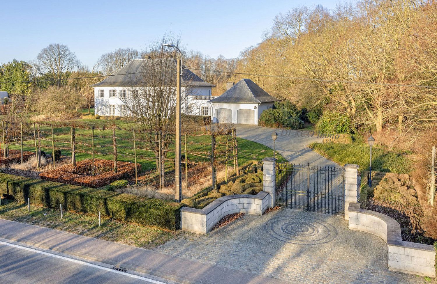 luxe villa op prachtig terrein van 1,40 hectare (79 m breed) foto 4
