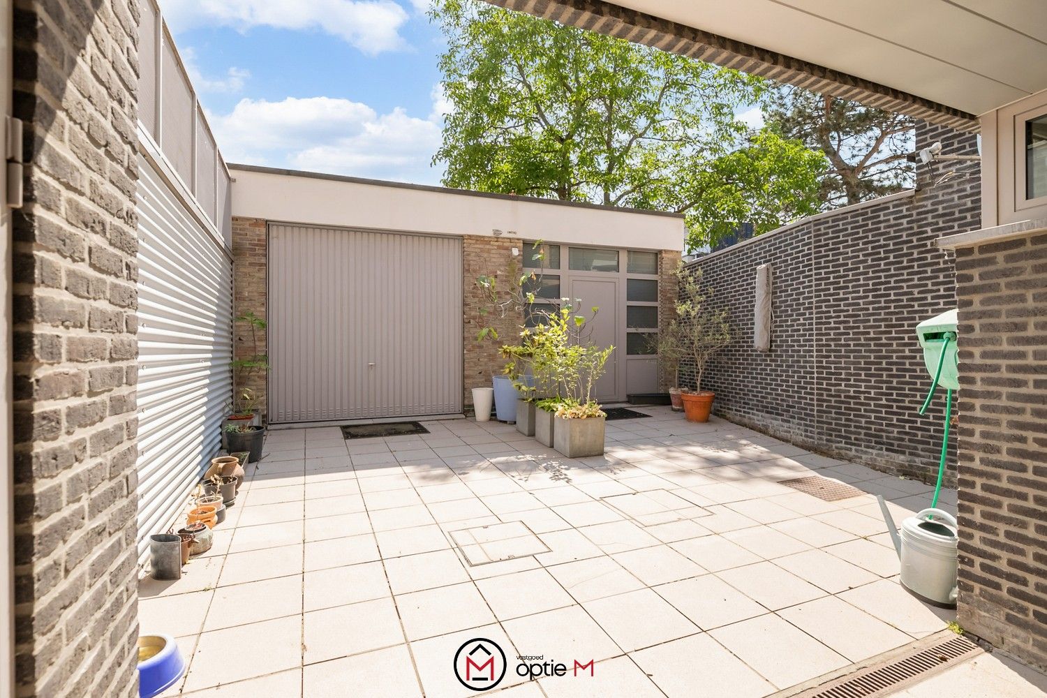 Ruime energiezuinige woning met kantoor en garage foto 14