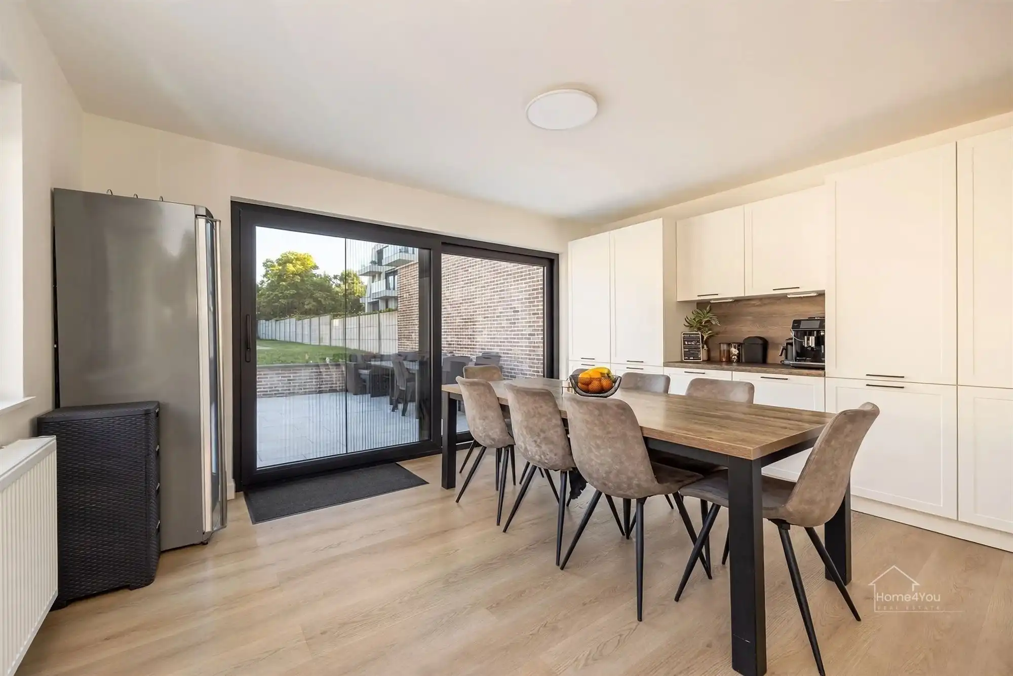 Prachtige woning met 4 slpk en een showroom in Bornem! foto 6