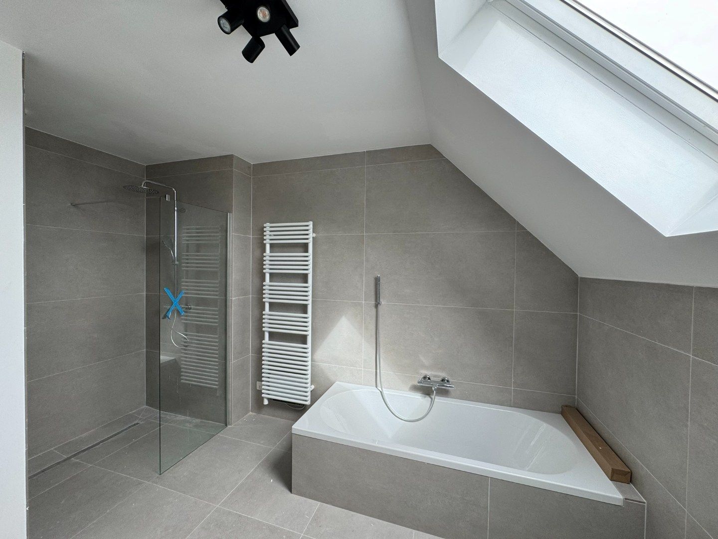 BEZOEKDAG VOLZET - Ruime nieuwbouwwoning in Kalken  foto 6