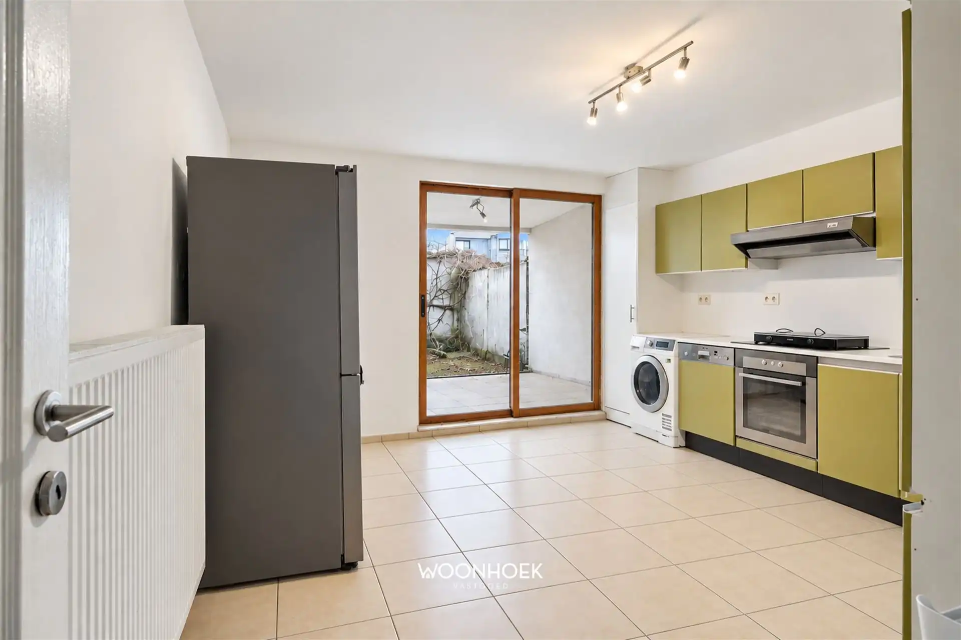 Charmante 2-slpk woning met achteruitgang foto 4