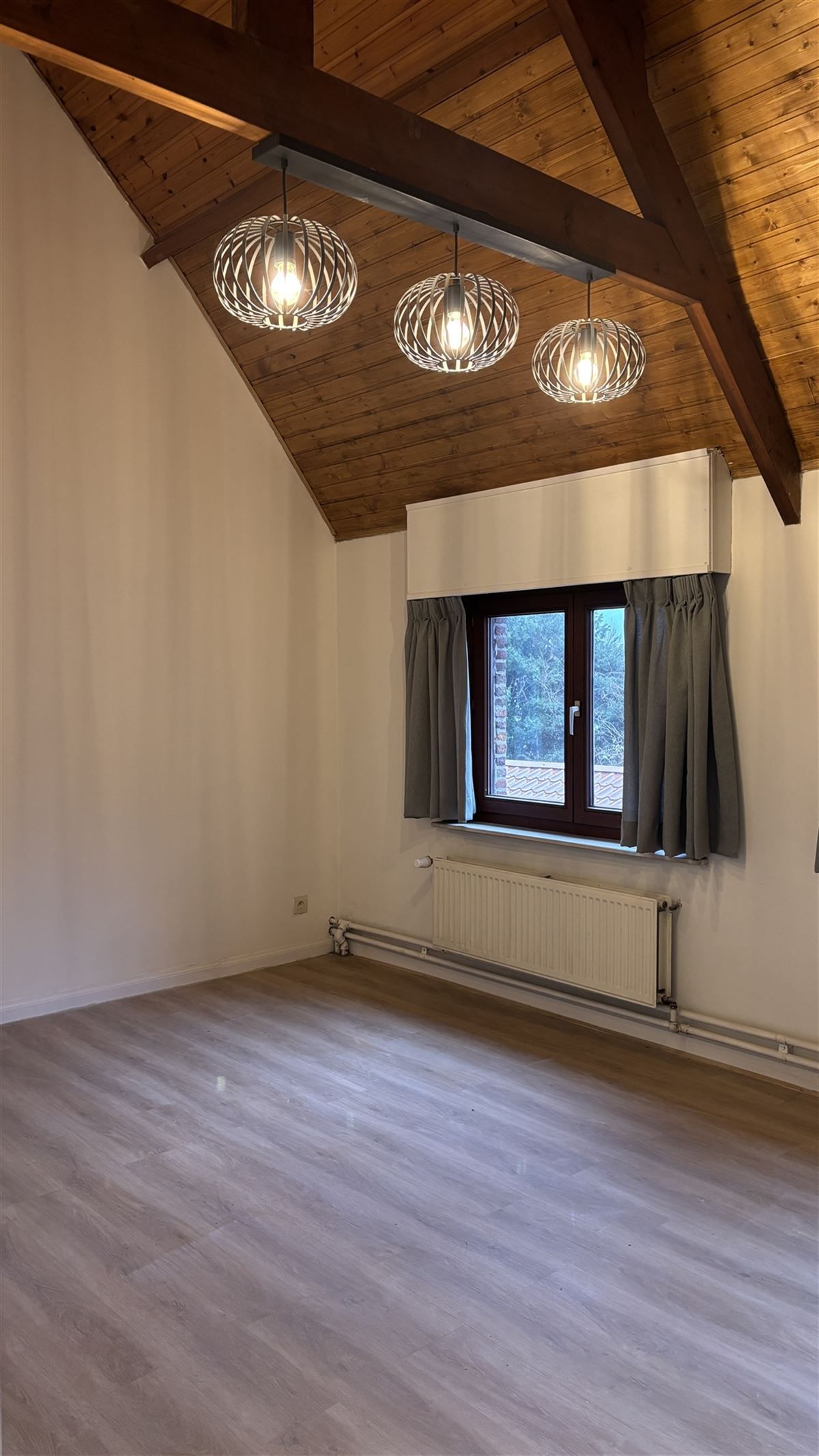 Zéér ruim gelijklvloers/duplexappartement foto 24