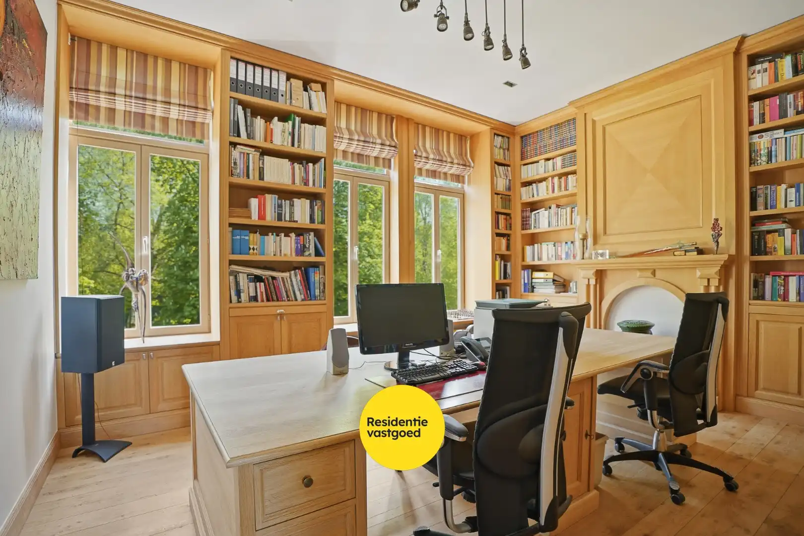 Exclusief gerenoveerd burgerhuis met luxueuze afwerking en zonnige stadstuin! foto 17