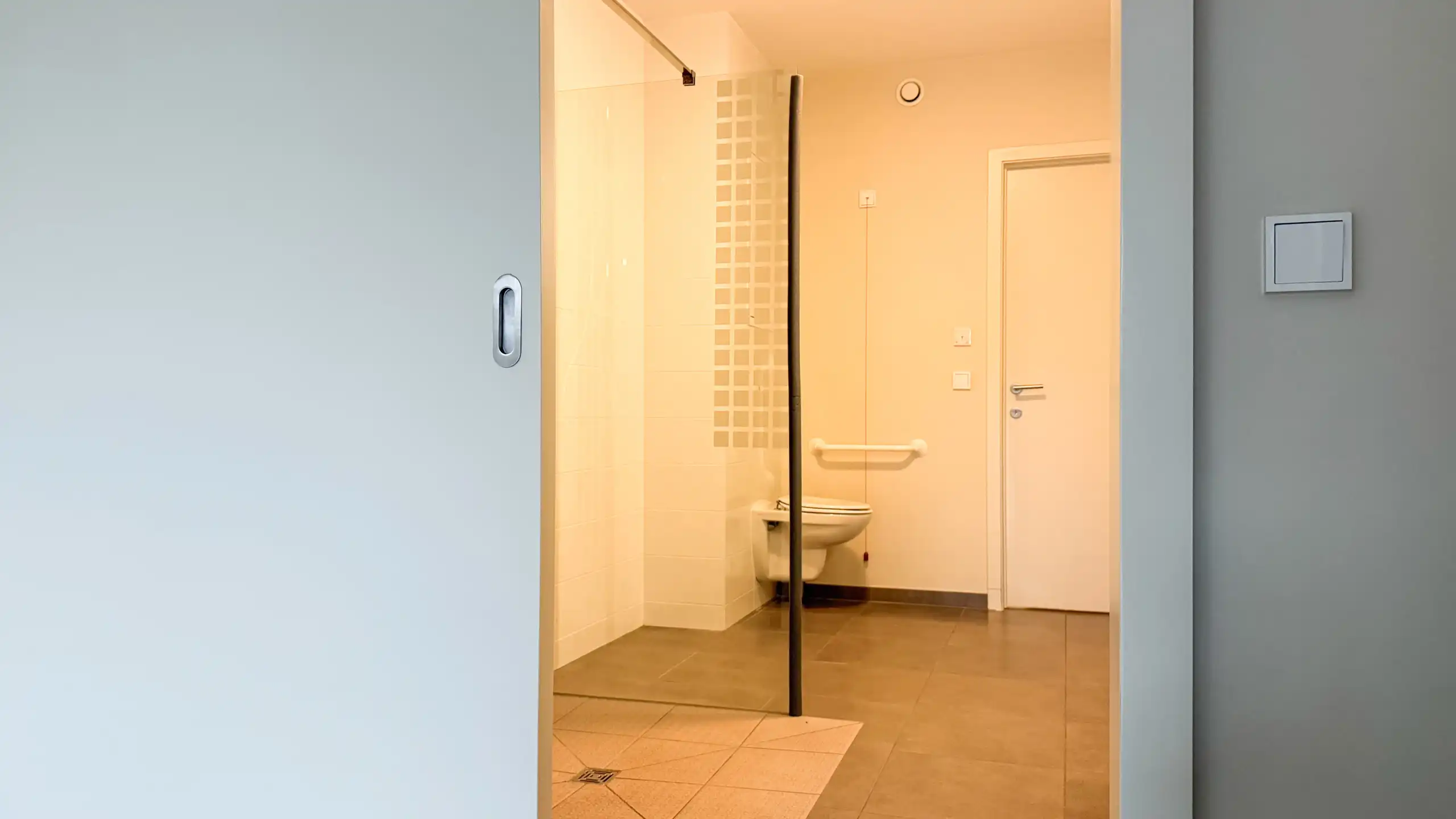 Stijlvol serviceflat met comfort, rust en zekerheid! foto 22