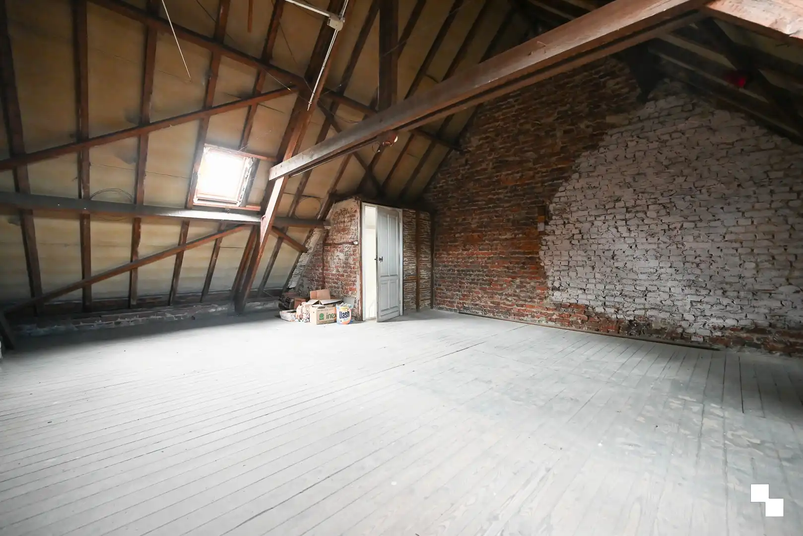 Interessante starterswoning of investeringseigendom te Izegem foto 26