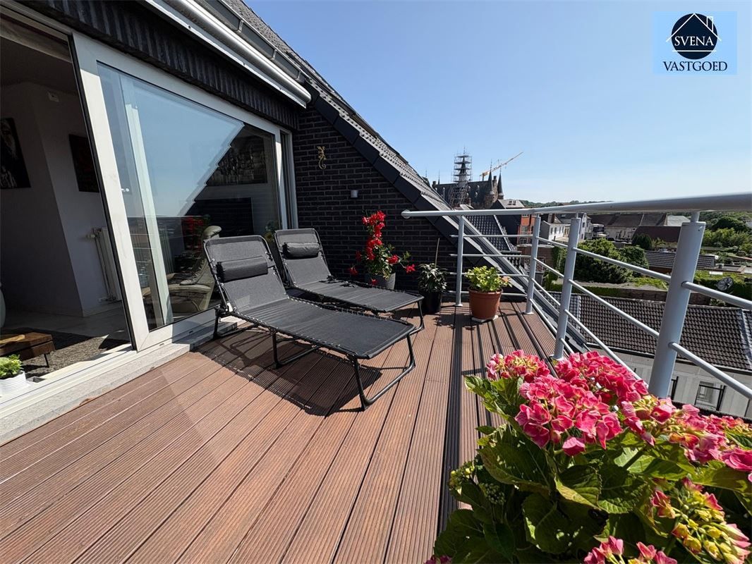 UNIEK TRIPLEX APPARTEMENT NABIJ DE MARKT VAN GERAARDSBERGEN foto 16