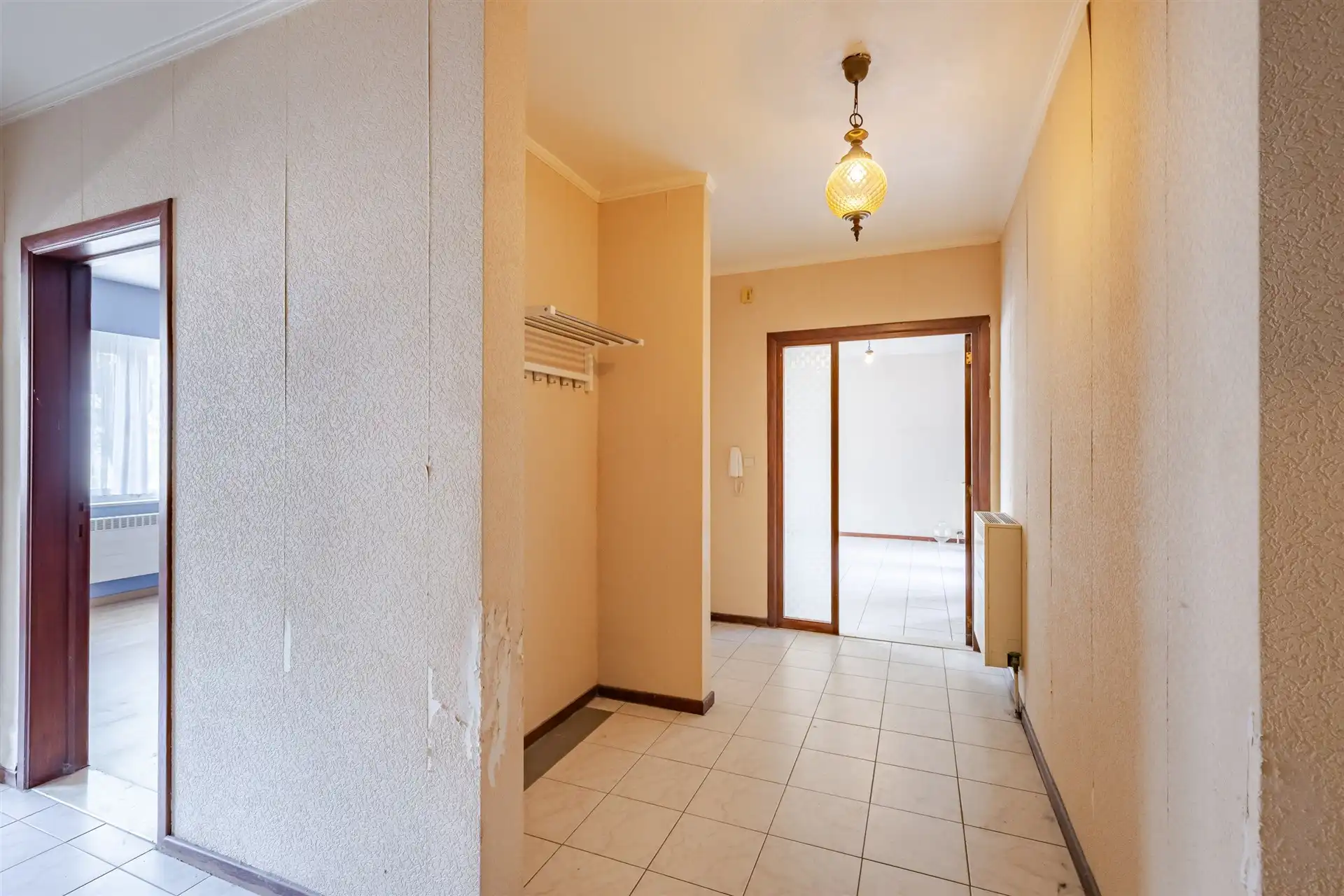 Ruim appartement met 2 slaapkamers in Sint-Niklaas foto 2