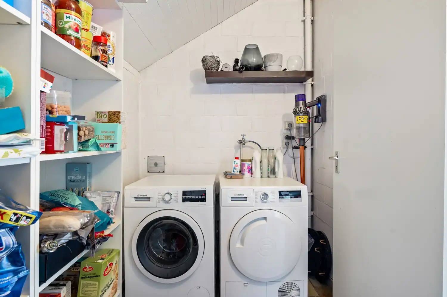 Lichtrijk appartement met 3 slpkrs te Grasheide foto 12