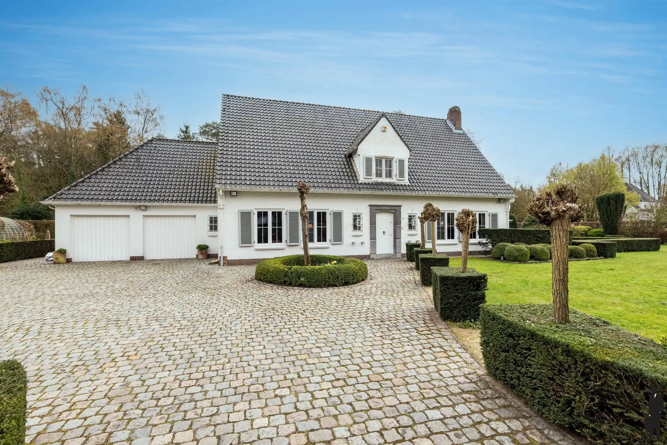 Klassieke villa met zwembad op ca. 3.150 m² in Schilde foto 3