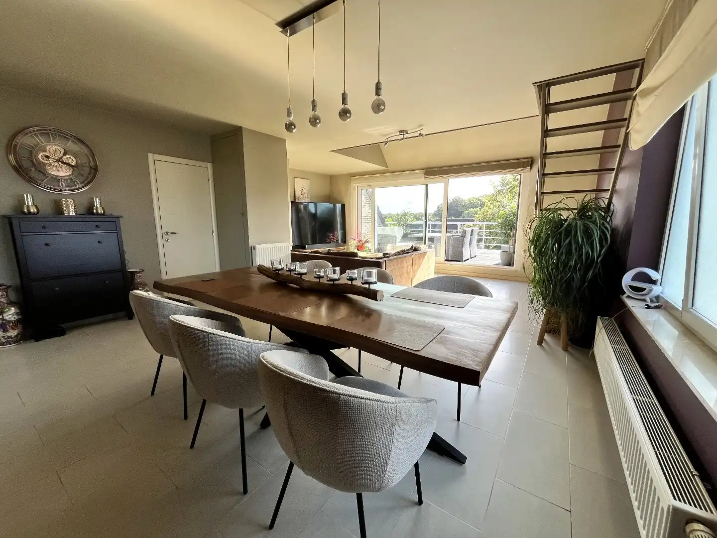 Hedendaags duplexappartement met riant terras foto 7