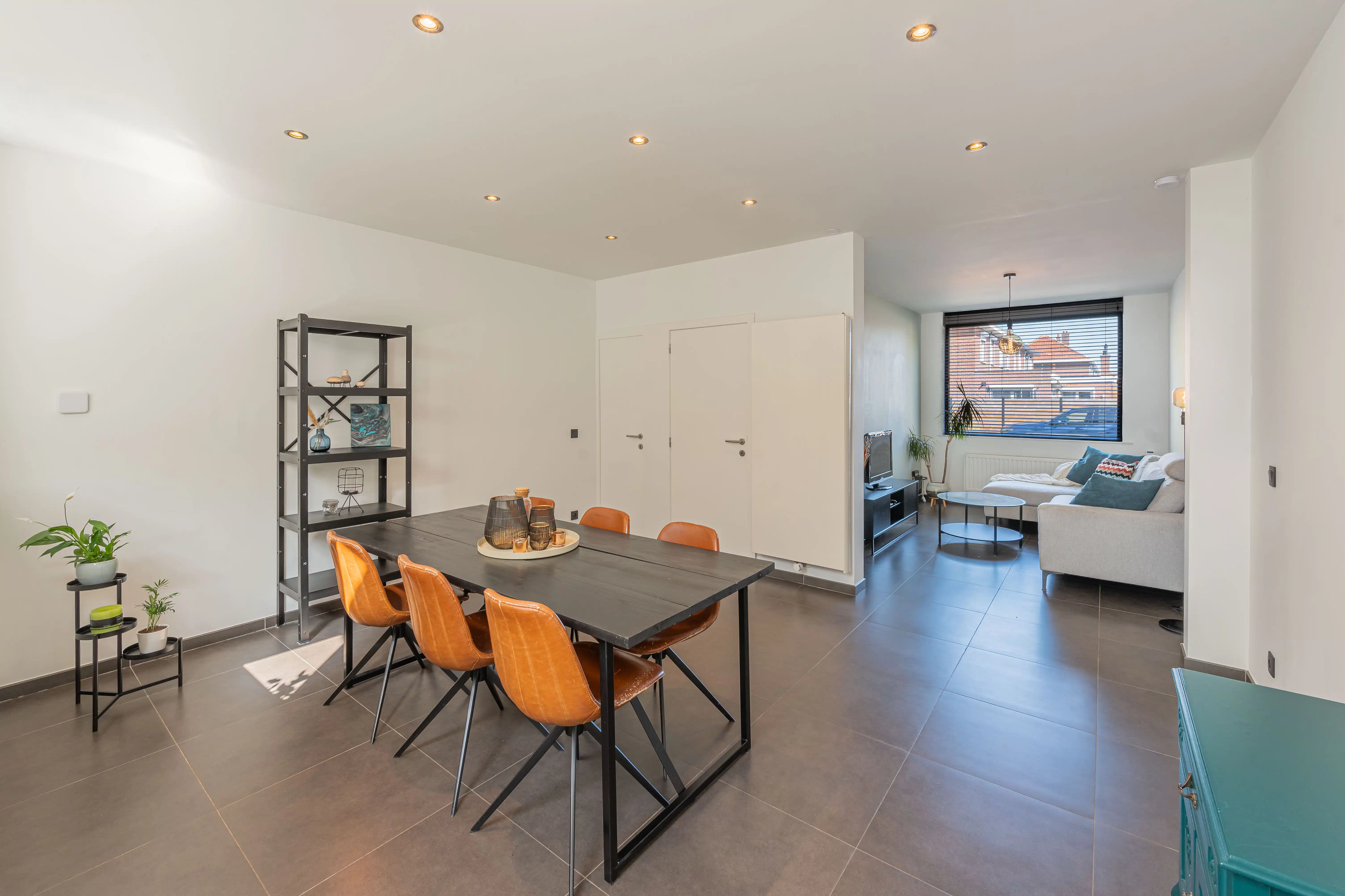 Instapklare en verrassend ruime woning in hartje Willebroek foto 5