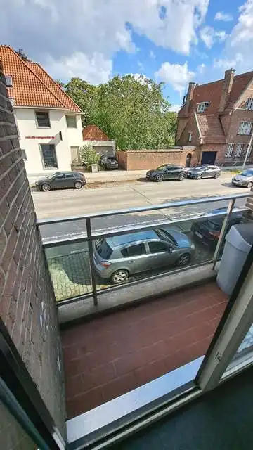 Lichtrijk 2-slaapkamerappartement met 2 Terrassen te huur in Kristus-Koning Brugge foto 13