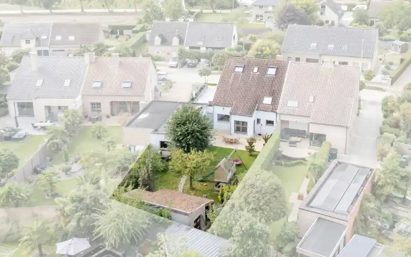 Lichtrijke, instapklare halfopen bebouwing op een droomperceel (608 m²) in de Schrijverswijk foto 22