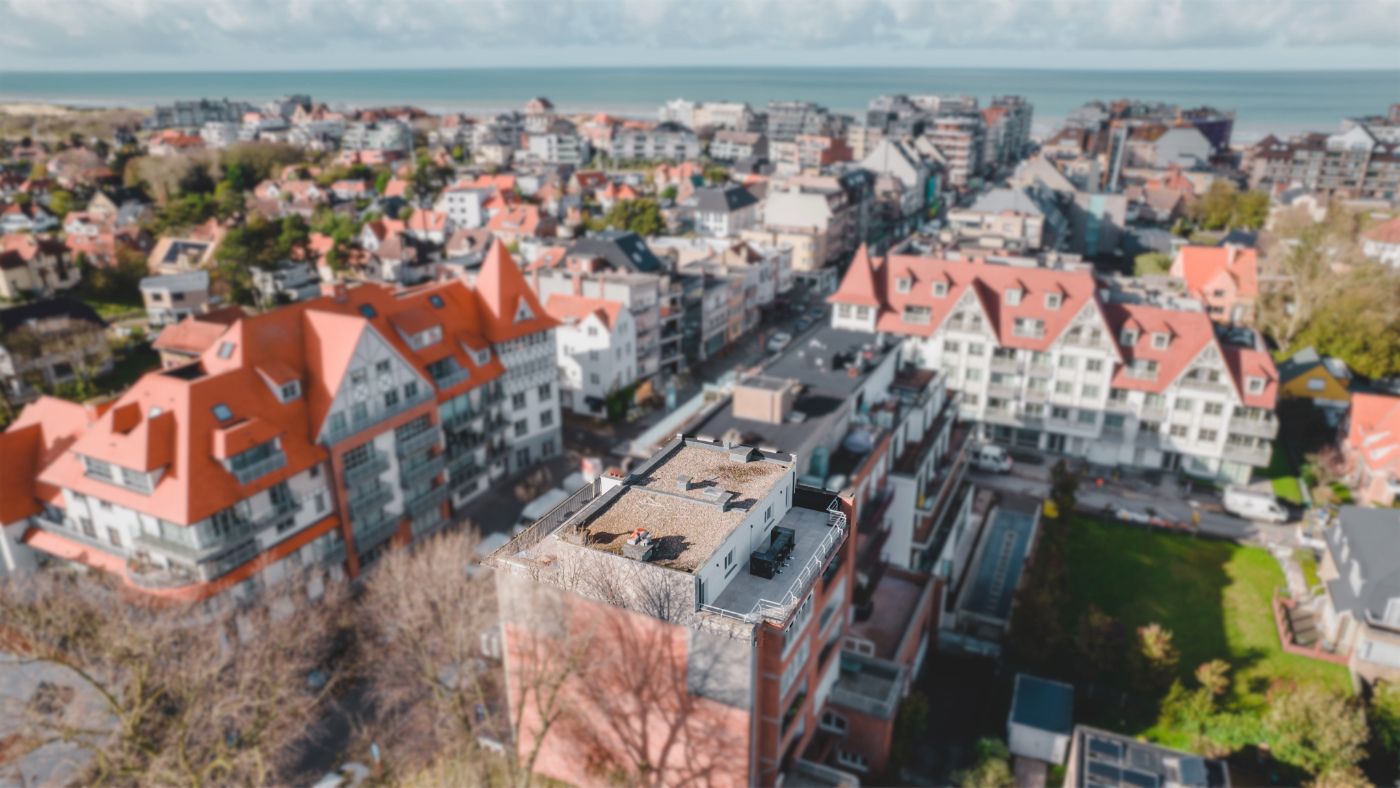 Prachtig gerenoveerd penthouse met 2 slaapkamers en ruime terrassen foto 27