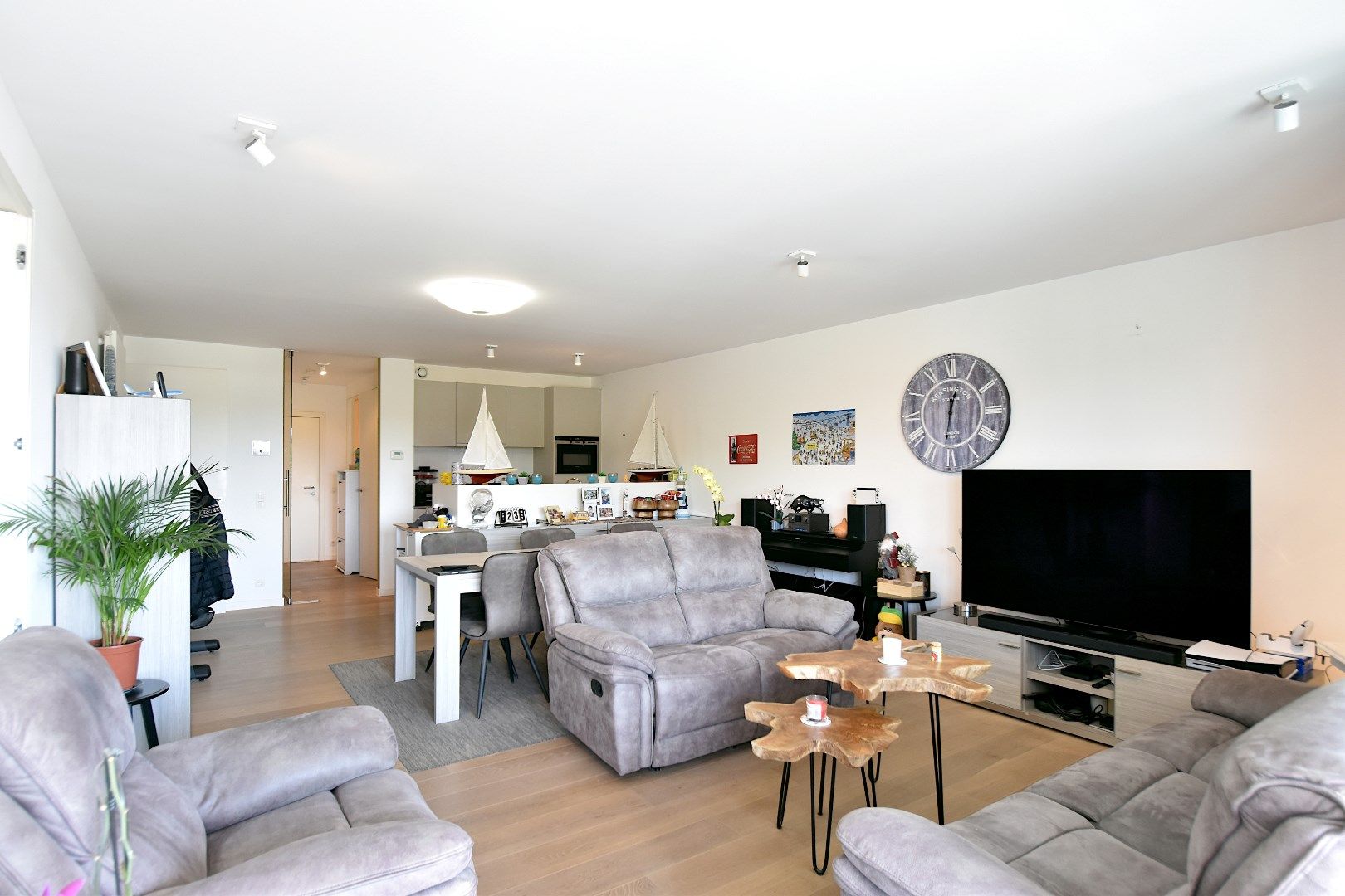 Stijlvol en zonnig appartement in residentie Mont Martin – De Haan foto 2