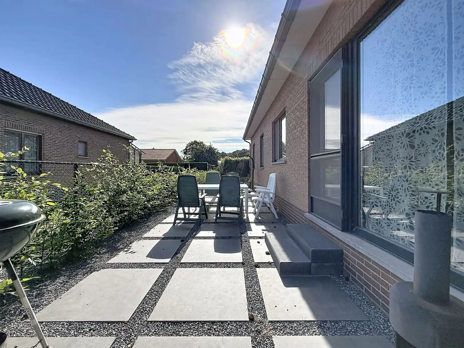 Bungalow met 4 slpks, tuin, garage, 8a 46ca foto 6
