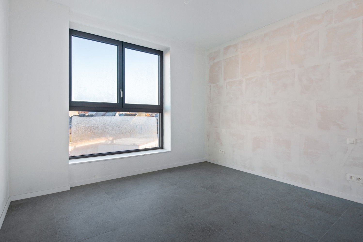 Stijlvol appartement met ruim overdekt terras in De Lesselier foto 9