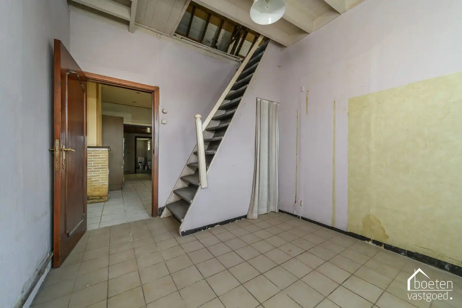 Leisele :Landelijk gelegen renovatiewoning op 1.477 m² grondoppervlakte met prachtig open zicht. foto 11