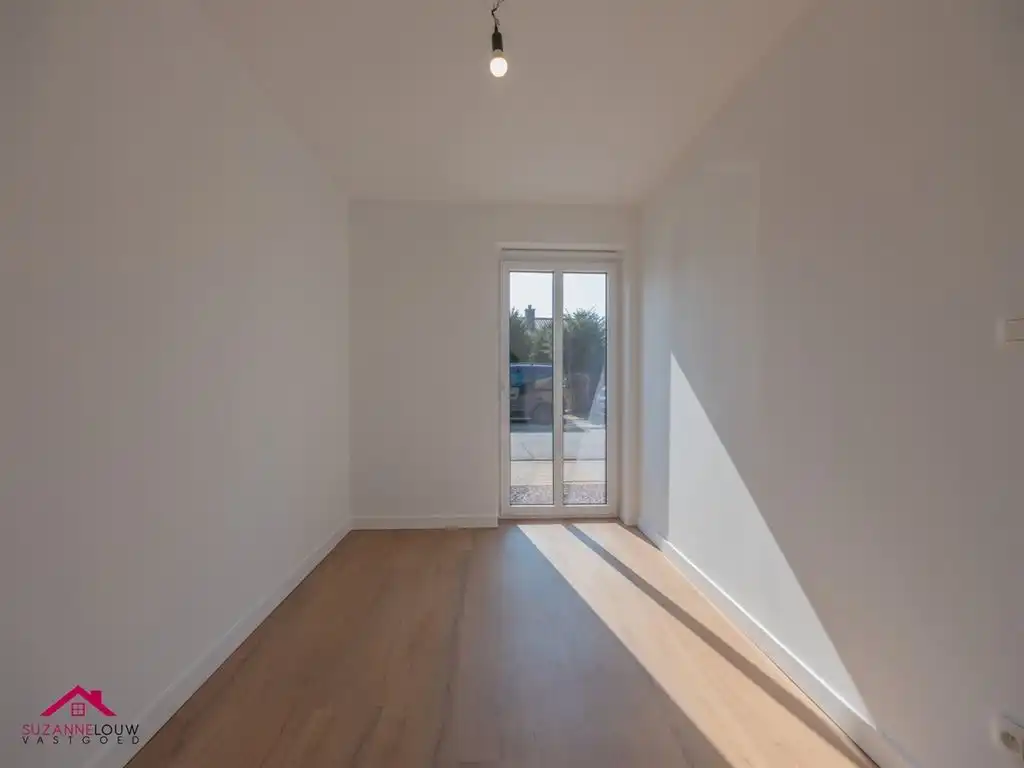 Gelijkvloers appartement met ruim terras foto 6