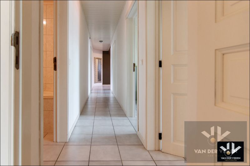 PERFECT ONDERHOUDEN, ENERGIEZUINIGE WONING OP MEER DAN 14 AREN! foto 22