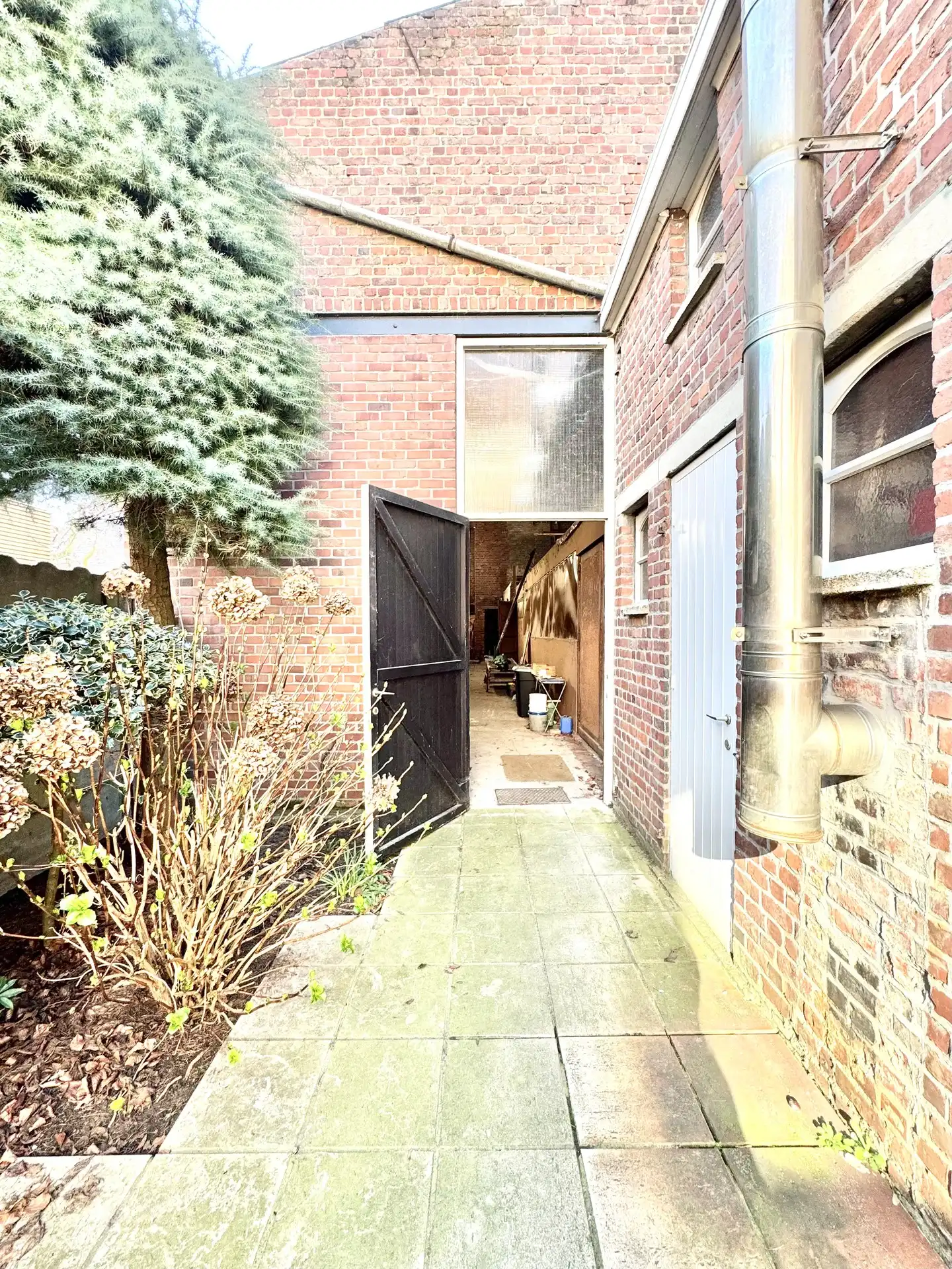 RUIME WONING | 4 KAMERS | MAGAZIJN | 610 M² foto 30