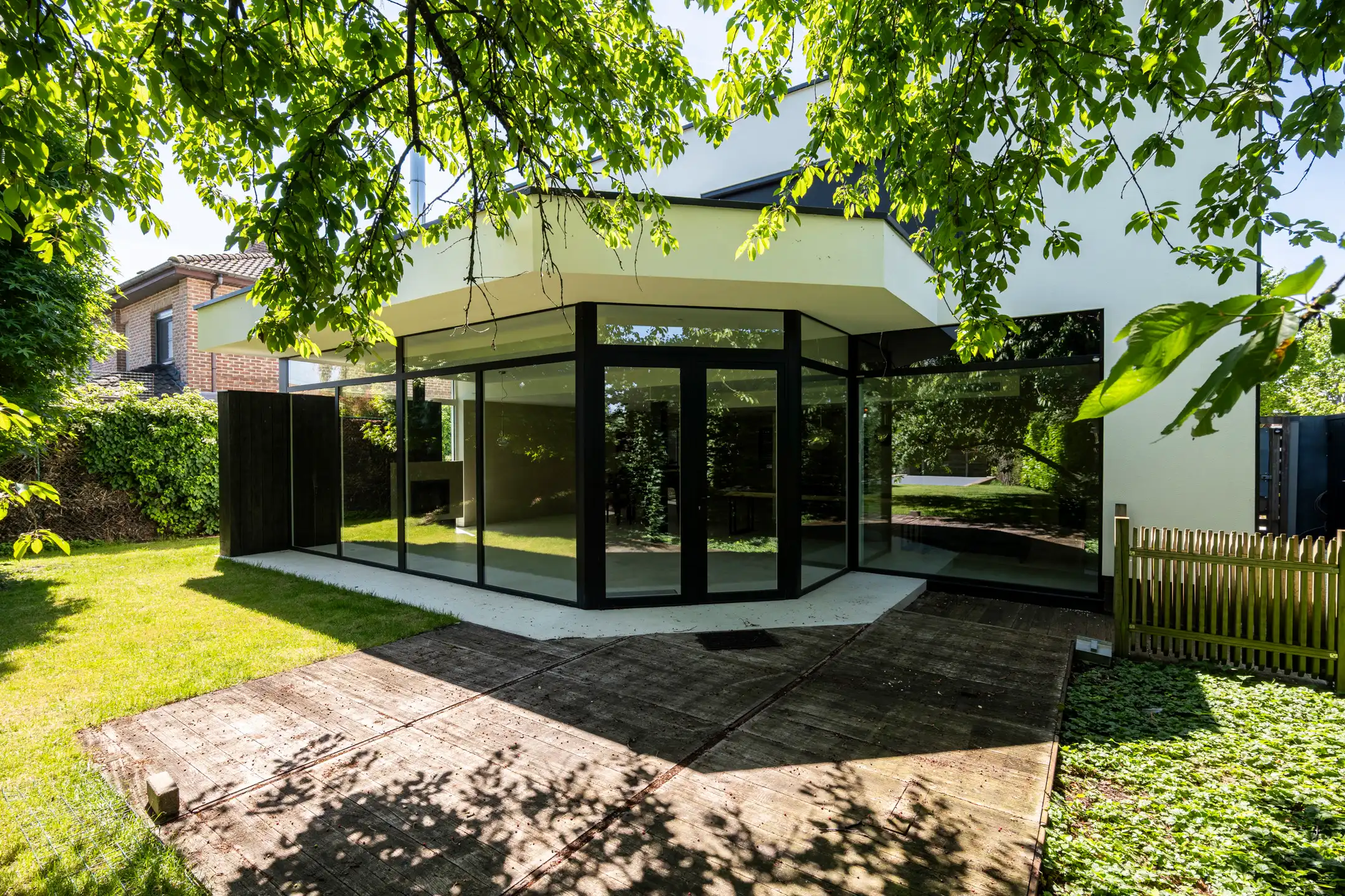 Luxueus energetisch gerenoveerde woning met verwarmd zwembad foto 15