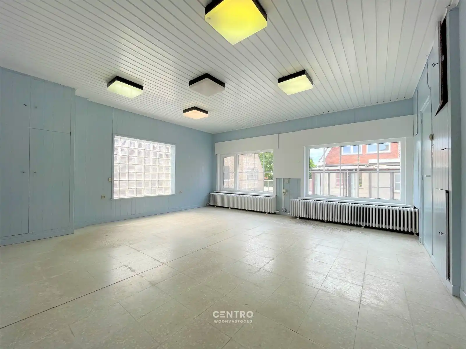 Instapklare woning met 4/5 slpks en RUIME polyvalente ruimte/magazijn (circa 700m²)! foto 22