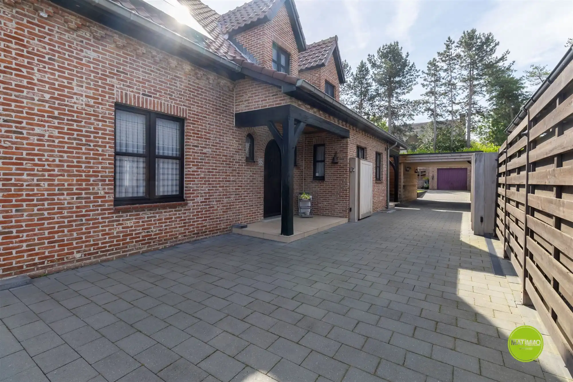 Instapklare gezinswoning met mooie tuin op toplocatie foto 35
