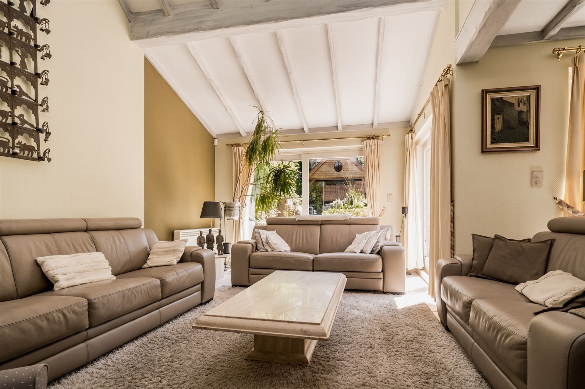 Unieke villa te koop met als troeven: Rust, ruimte en comfort in het groen foto 17