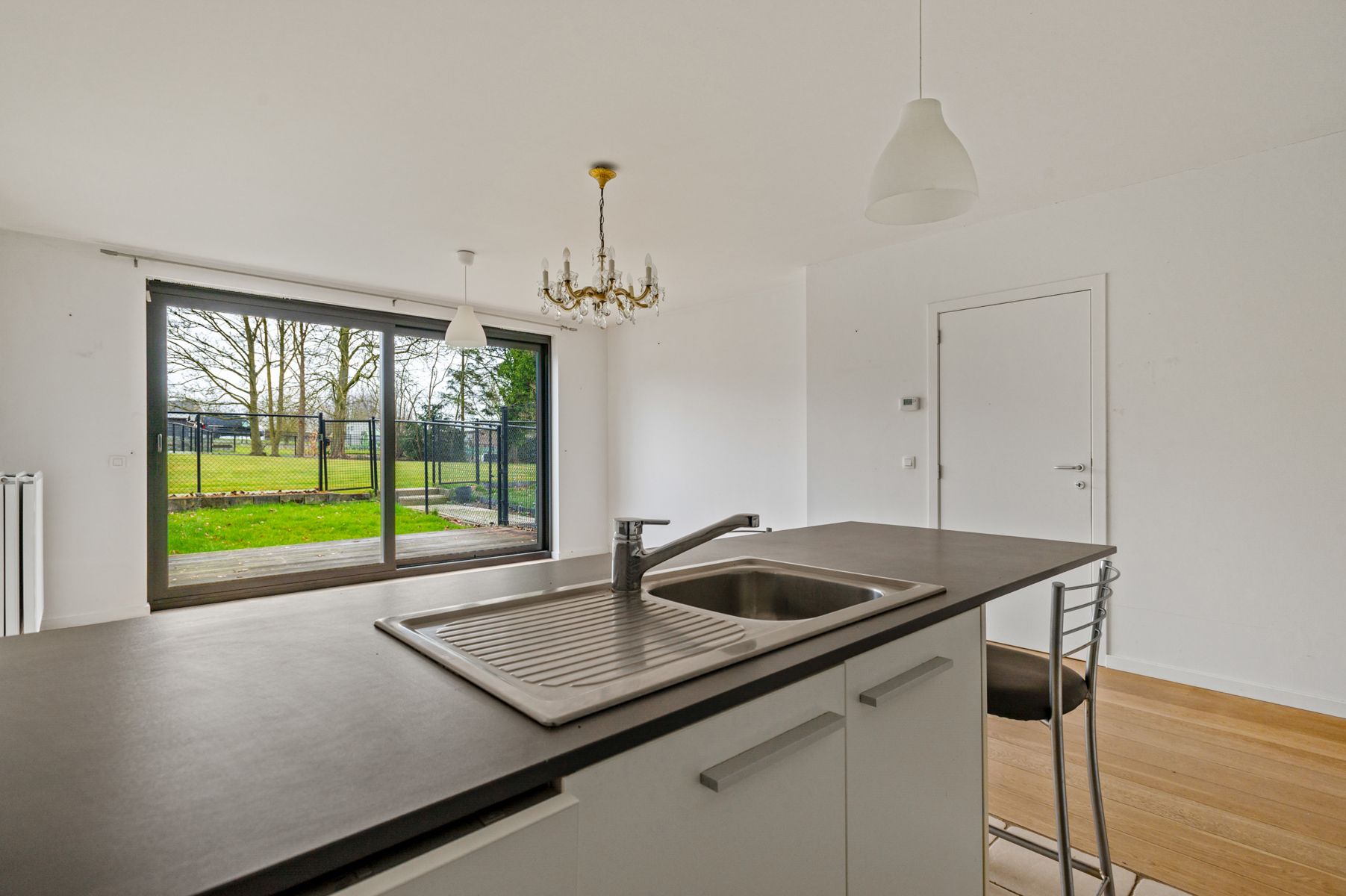 Recent gelijkvloers appartement met tuin en terras in Meise foto 4