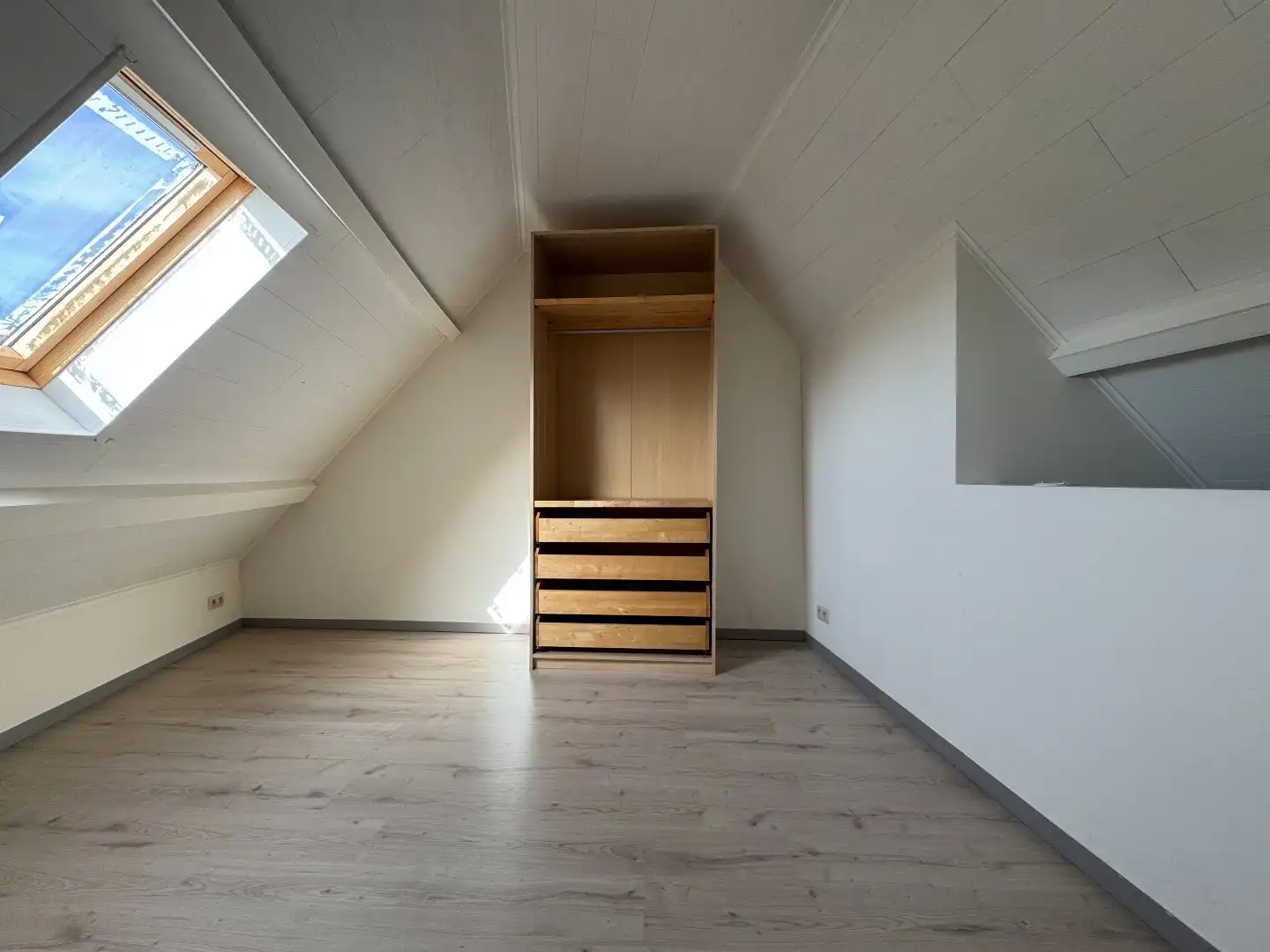 Instapklare rijwoning op toplocatie in Vilvoorde foto 12