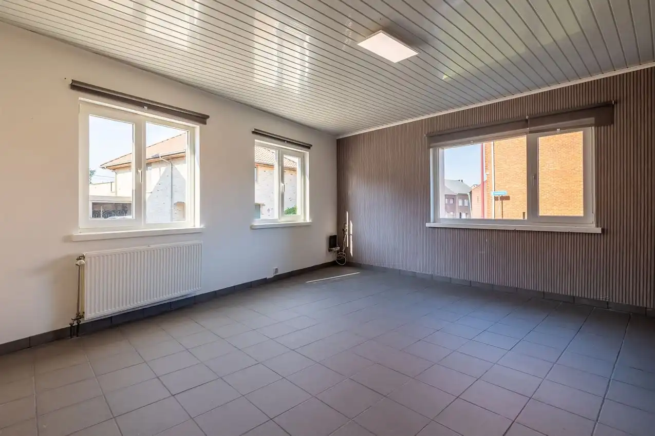 Verzorgde woning met 2 slpk., tuin en garage foto 5
