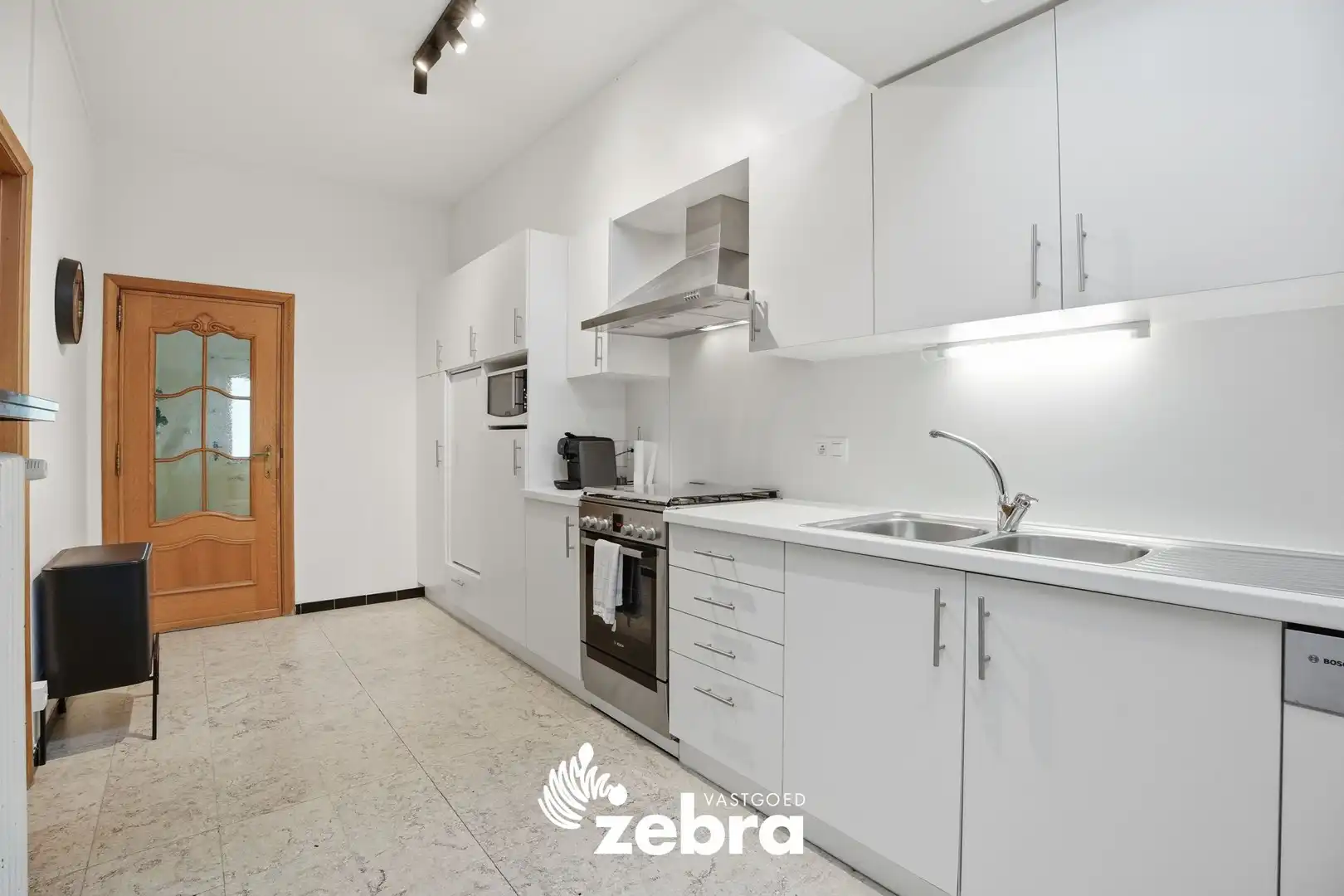 Energiezuinige woning met drie slaapkamers in centrum Tielt! foto 8