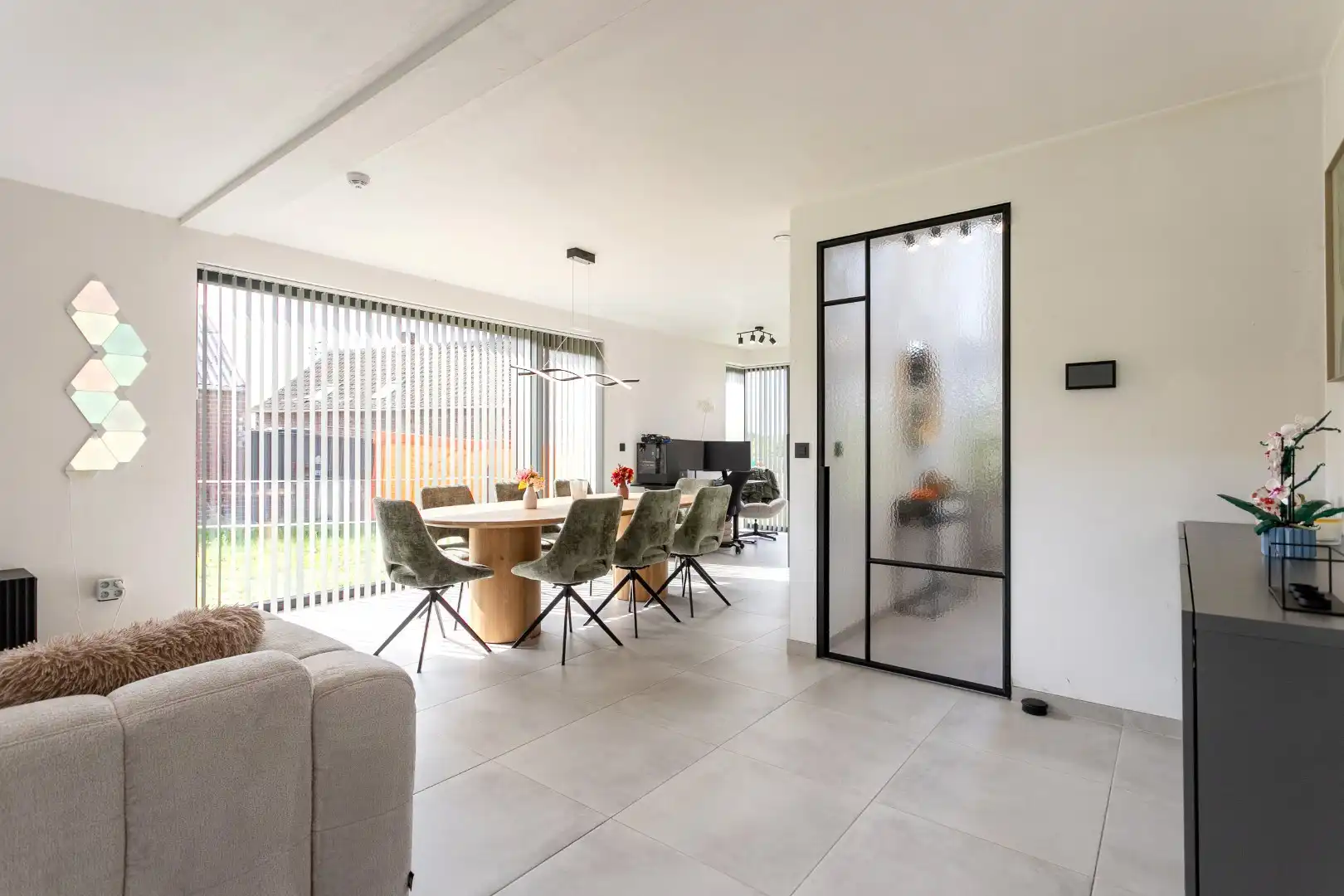 Recente woning (EPC A) met 3 slpks, garage en tuin op 7are foto 7