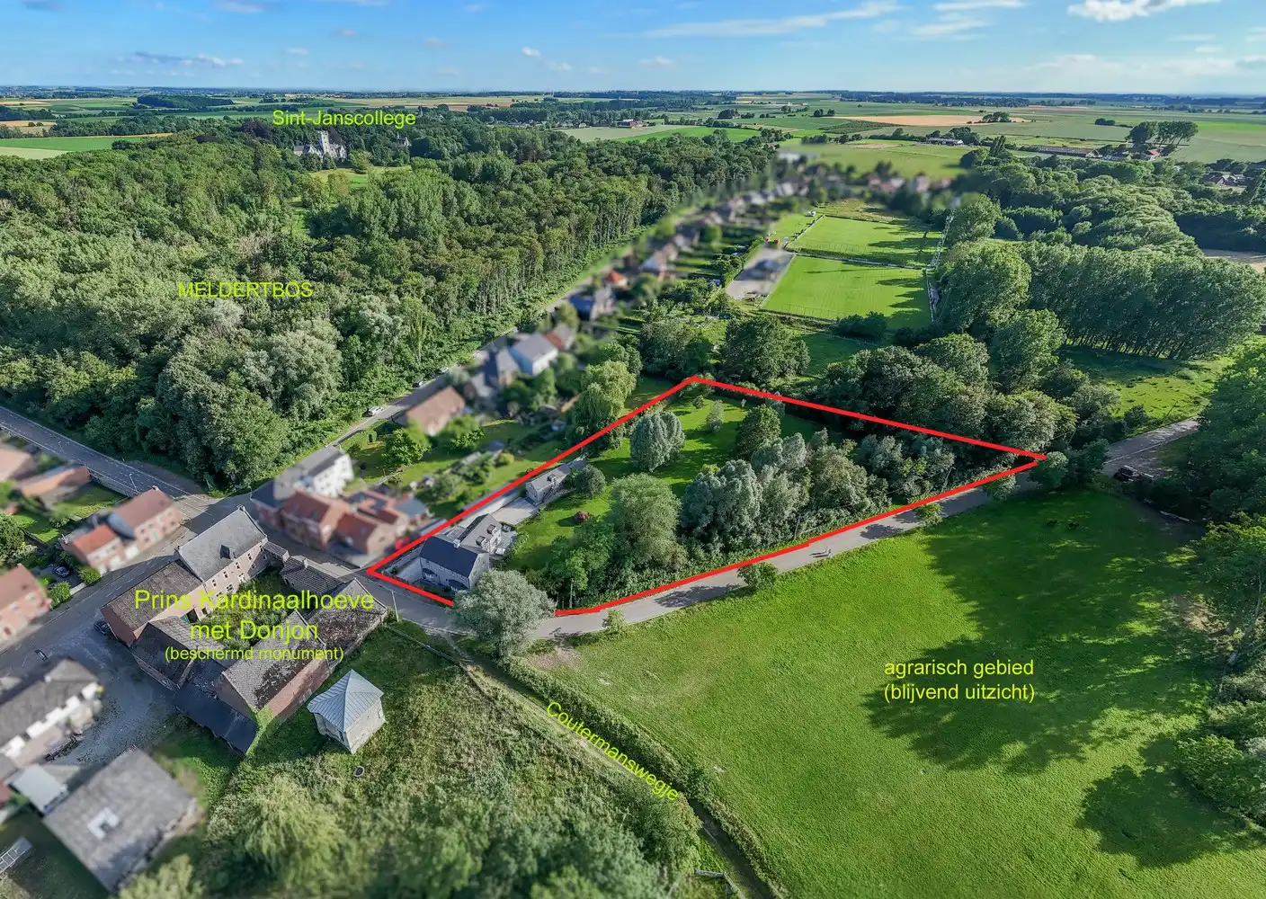 rustig gelegen klasse-VILLA met aangename leefruimtes - mooi terrein (park of weide) van 67 are foto 2