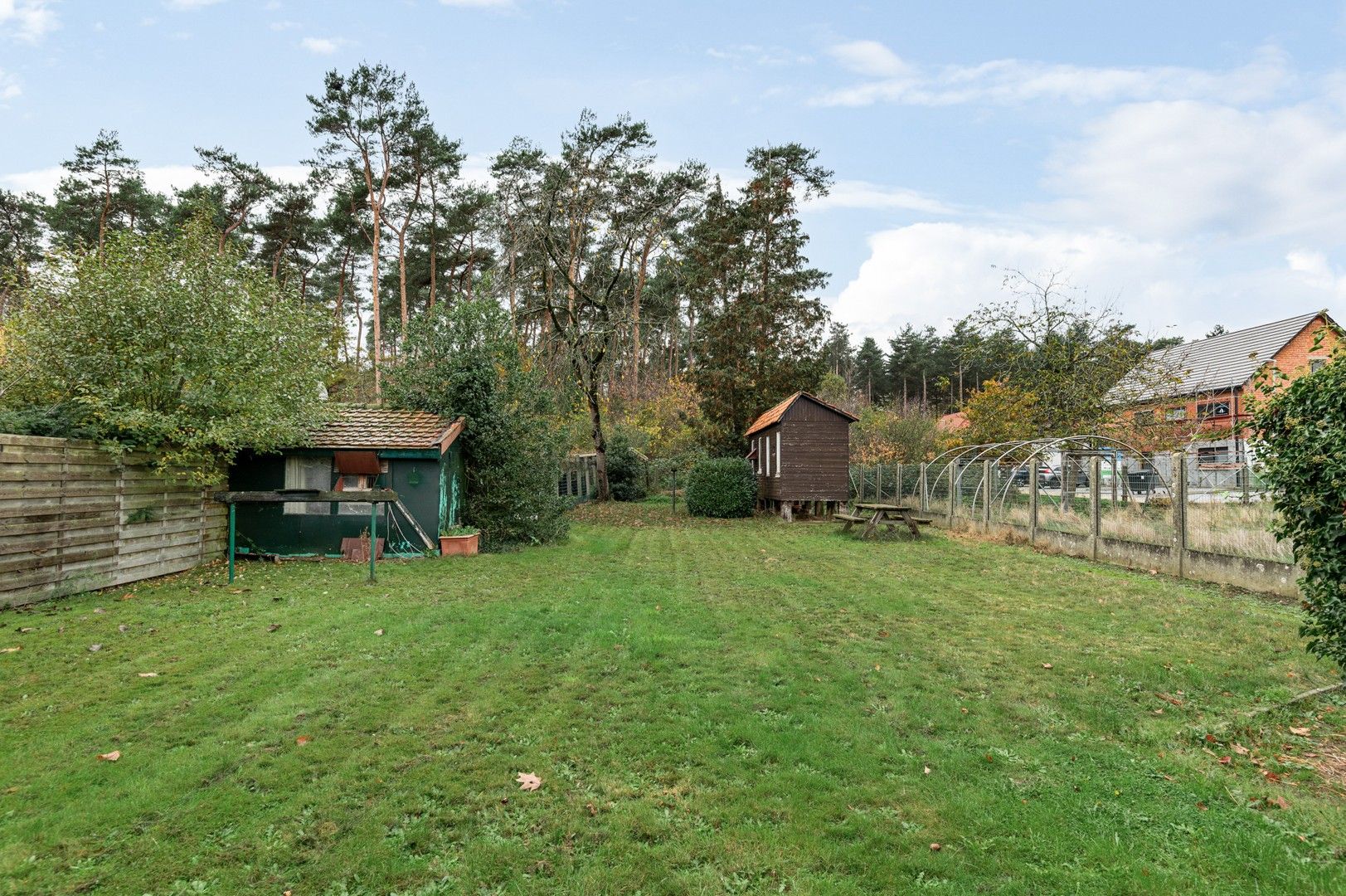 Te renoveren open bebouwing op groen perceel met prachtig uitzicht foto 16