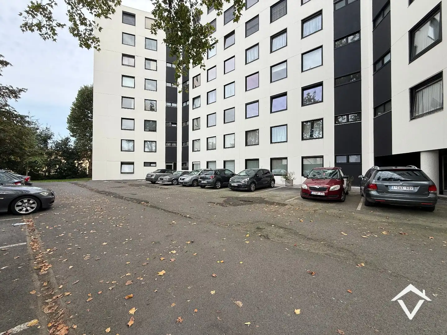 Ruim appartement met 3 slaapkamers, garage en terras te Roeselare foto 20