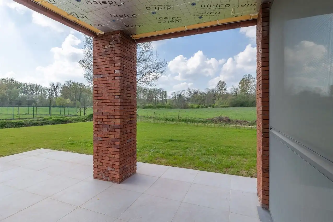 Nieuwbouwwoning, gunstig gelegen, 3 slpk, tuin, carport foto 37