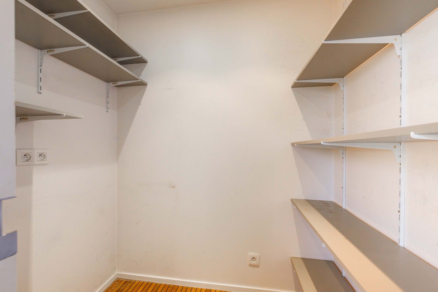 Appartement te Ruiselede. foto 15